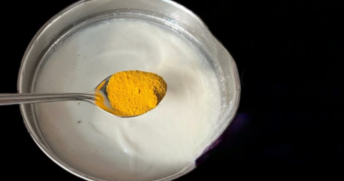 little turmeric powder to the dosa batter